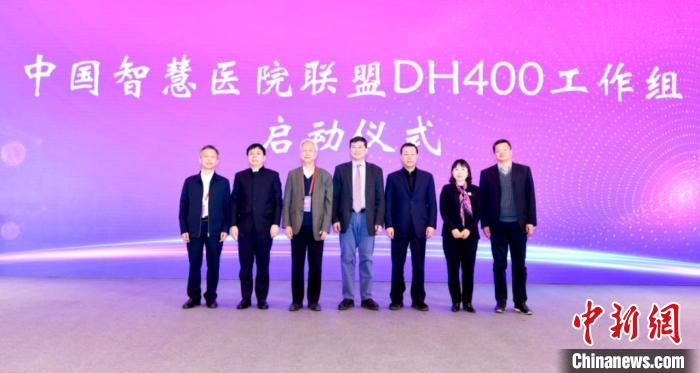 128306060_zsite.jpg 128306060_zsite.jpg